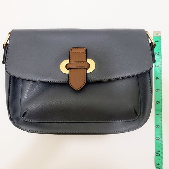 BENTLEY Mia and Luca Crossbody Bag - Picture 5 of 7